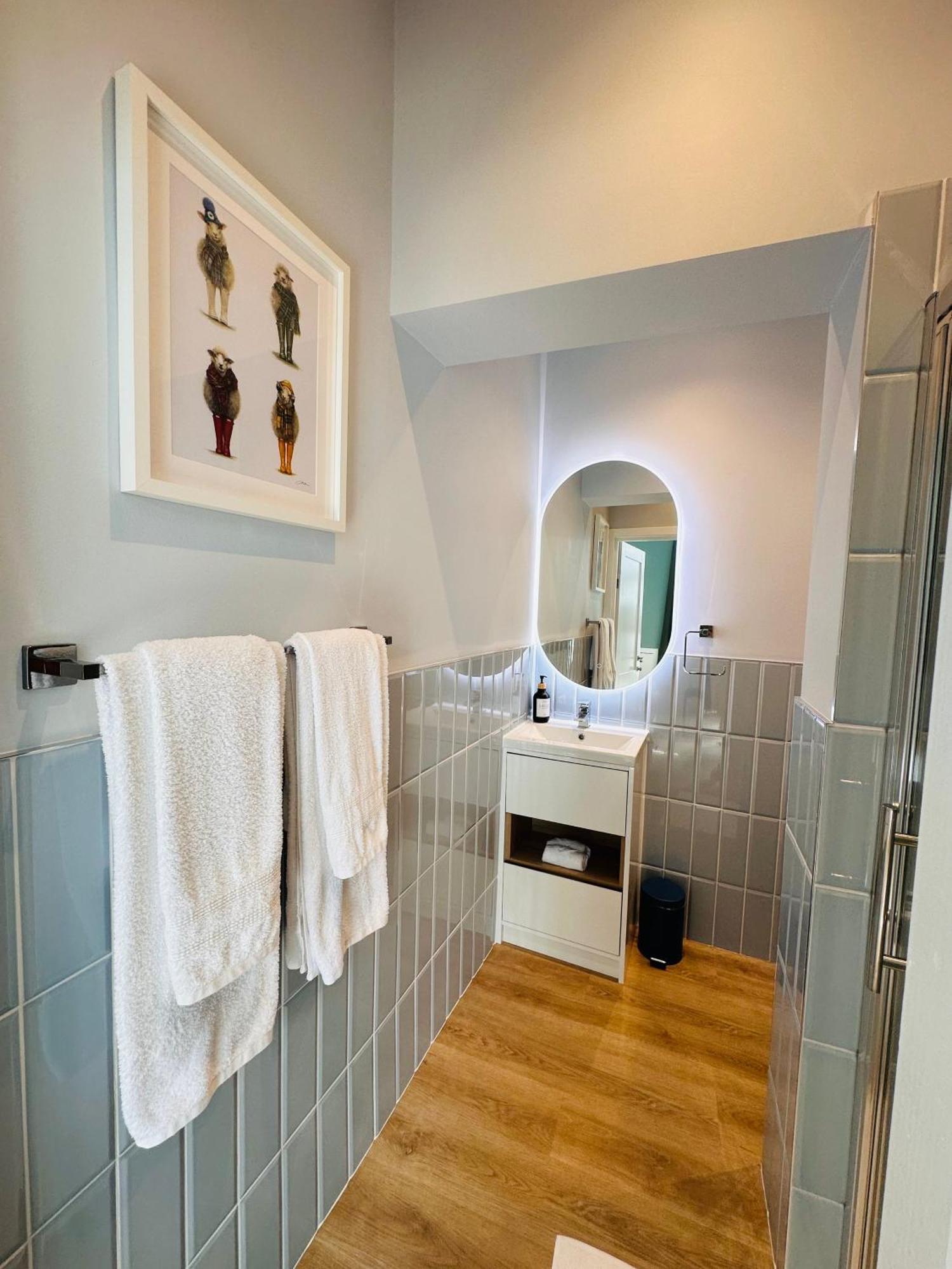 Luxury Modern Studio L Central Edinburgh L Pet Friendly מראה חיצוני תמונה